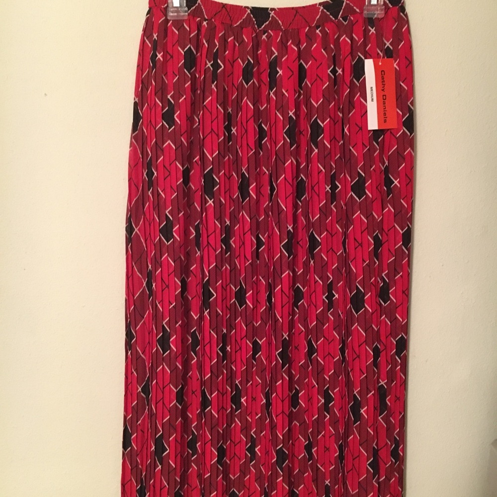 Cathy Daniels Long Pleated Skirt